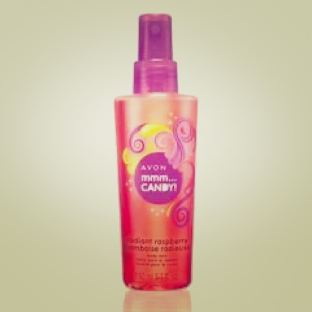 Avon mmm candy radiant raspberry spray NEW